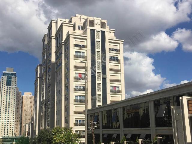 Ataşehir Evinpark Resıdence 4+1 Kiralık Ara Kat Bakımlı Boyalı