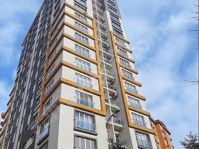 Ataşehir Finans Merkezine Yakın İçi Yapılı Kiralık 2+1 Daire