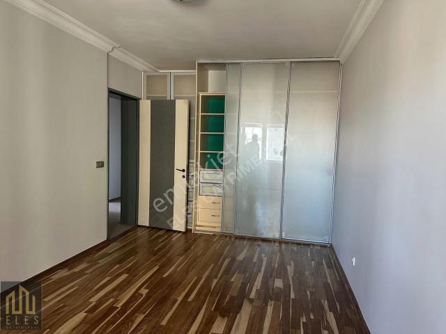 Ataşehir Gardenya Sitesi Nde, Oturmaya Hazır, Büyük 2 + 1 Daire