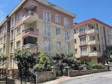 Ataşehir İnönü De Tamamen Özel Dekore Edilmiş 3+1 125m2
