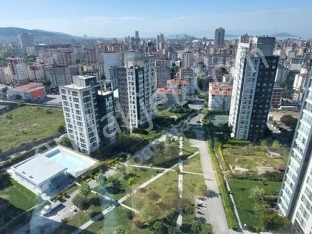 Ataşehir Inlife Res.komple Eşyalı Manzaralı Ferahdaire 2+1 120m2
