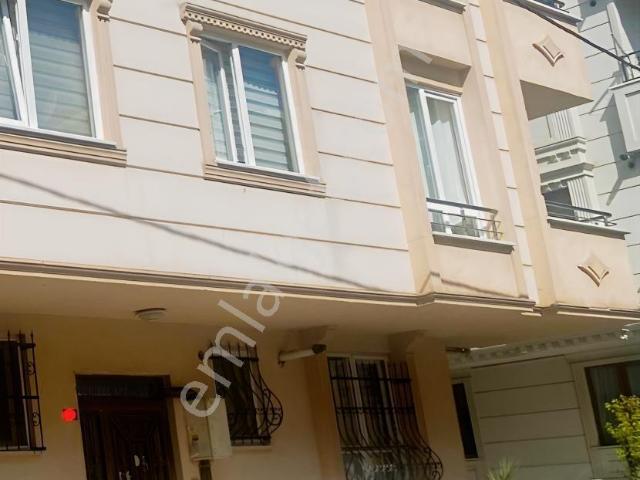 Ataşehir Kayışdağı'nda Satılık 1+1 Daire
