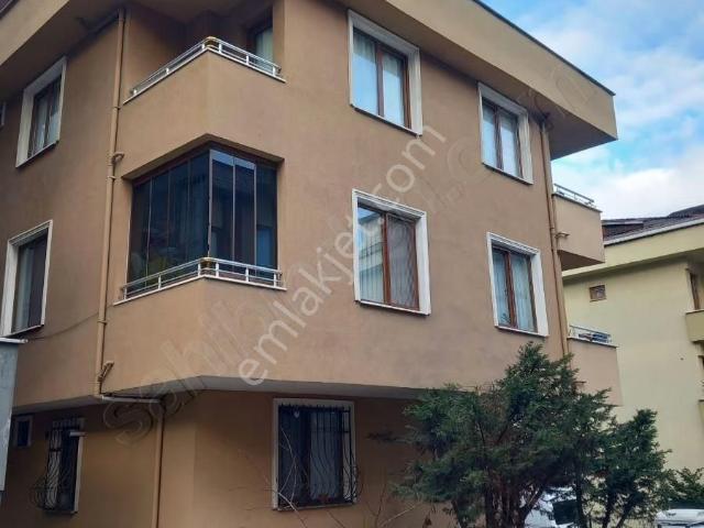 Ataşehir Kayışdağında 105 M² Çift Balkonlu Geniş 2+1 Fırsat Dai