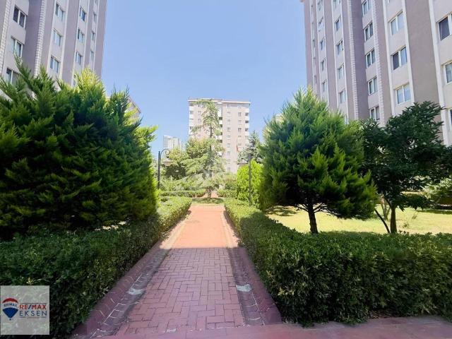 Ataşehir Küçükbakkalköy De Demet Sitesinde Kiralık Daire