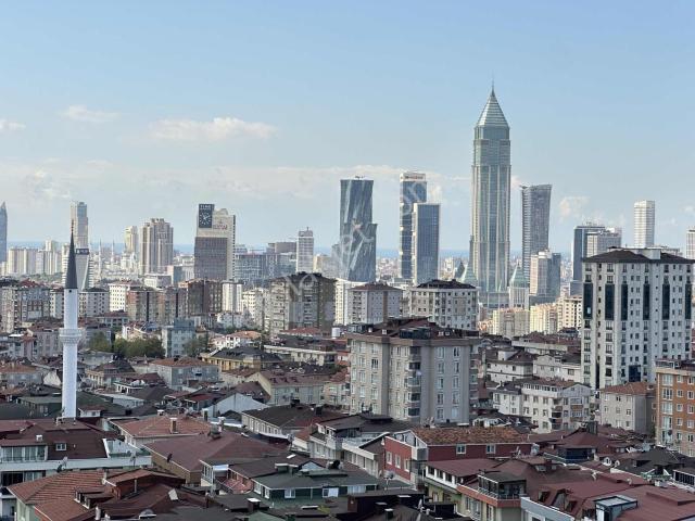 Ataşehir Manzaralı, Otoparklı, Jeneratörlü Binada Sıfır 2+1