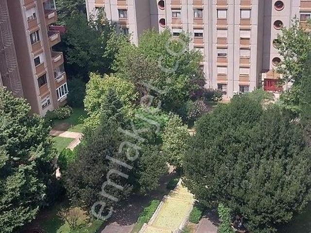 Ataşehir Manolya 3 Sitesinde Satılık 2+1