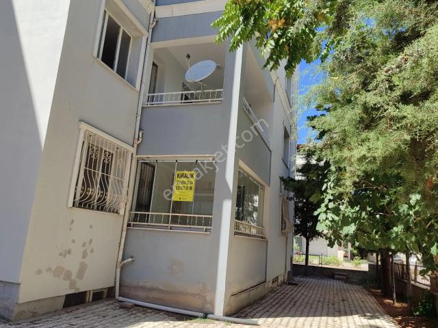 Ataşehir Mah Aksa Doğalgaz Yanı Kiralık 3+1 Zemin Kat Daire