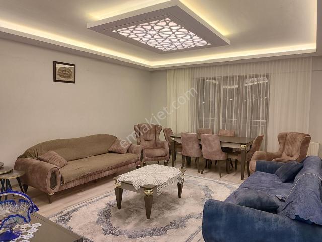 Ataşehir Mah. Çevre Yolu Altı, Özel Hareket Yanı Satılık Nezih Modern Siteli 4+1 Arakat Daire