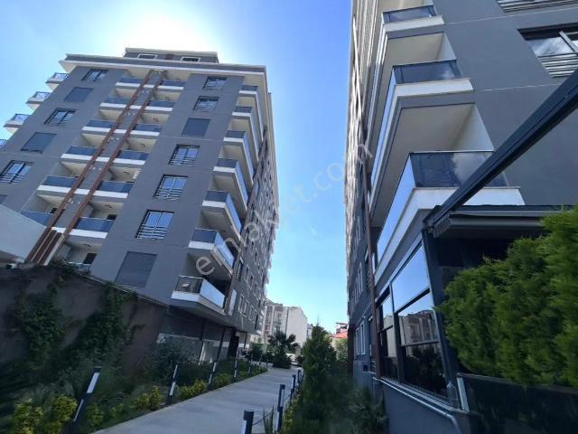 Ataşehir Mahallesi Tramvay İzban Yanı 3 + 1 Havuzlu Kiralık Daire