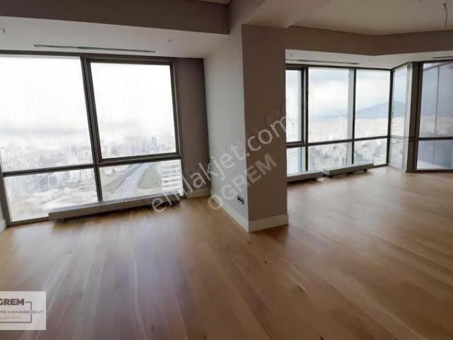 Ataşehir Metropol İstanbul A Blok Satılık 1+1 Boş Daire