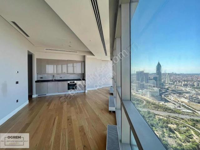 Ataşehir Metropol İstanbul/ Yüksek Kat / 1+1 Satılık