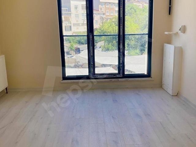 Ataşehir örnek mahallesinde sıfır tapu masrafsız dublex daire