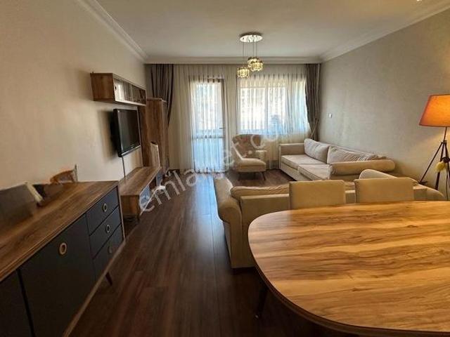 Ataşehir Sinpaş Koru Konutlarında 3+1 Satılık Ara Kat Daire