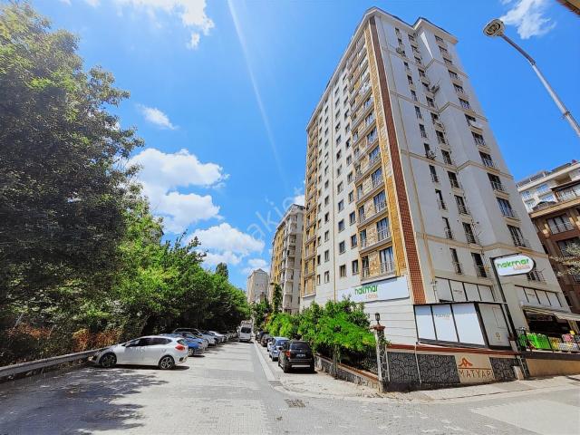 Ataşehirde Güvenlikli Sitede 2+1 95m2 Kiralık Daire