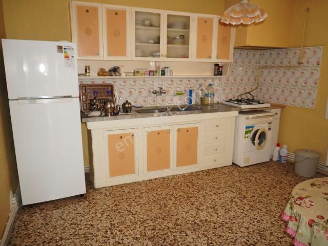 Ataşehirde Kiralık Eşyalı 2+1 Doğalgazlı+balkonlu Çiğli Serkan