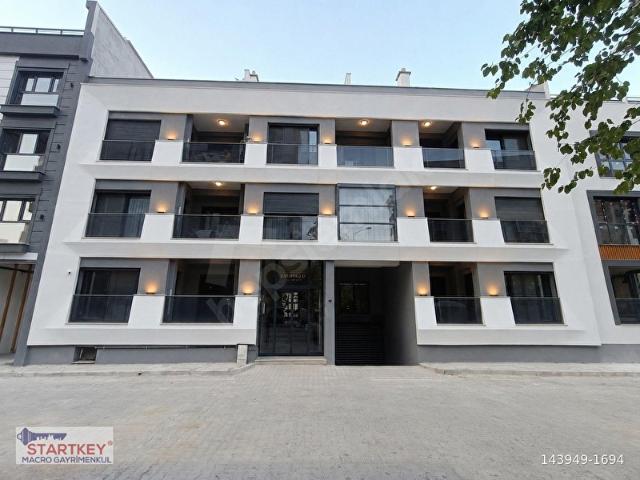 Ataşehir'de Satılık 2+1 Kapalı Mutfak Son Ön Cepheye Bakan Daire