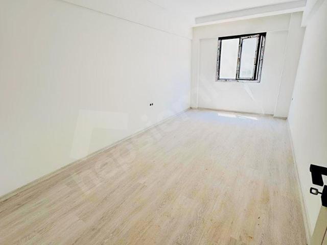 ATA MAHALLESİNDE KİRALIK SIFIR 2+1 AYRI MUTFAK DAİRE