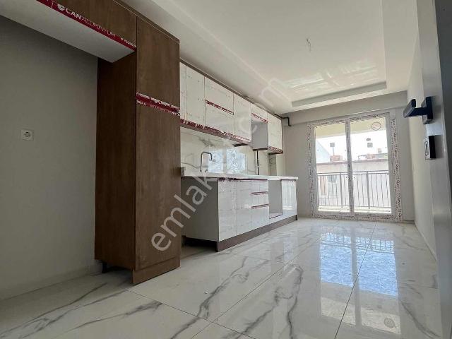 Ata Mahallesinde Geniş Kapalı Otoparklı 5+1 Dubleks Daire