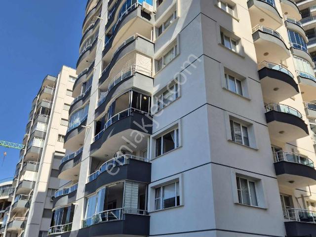 Ata Sitesinde Deniz Manzaralı Ebeveyn Banyolu Kiralık 3+1 Daire