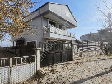 Atabey'den Bahçelievler'de 4 Tarafı Bahçeli Sıfır Satılık Villa