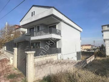 Atabey'den Bahçelievler'de Sıfır Satılık Villa Tekliflere Açık