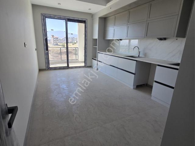 Atabey'den Yenişafak 170m2 3+1 Havuzlu Çoçuk Oyun Otoparklı Daire