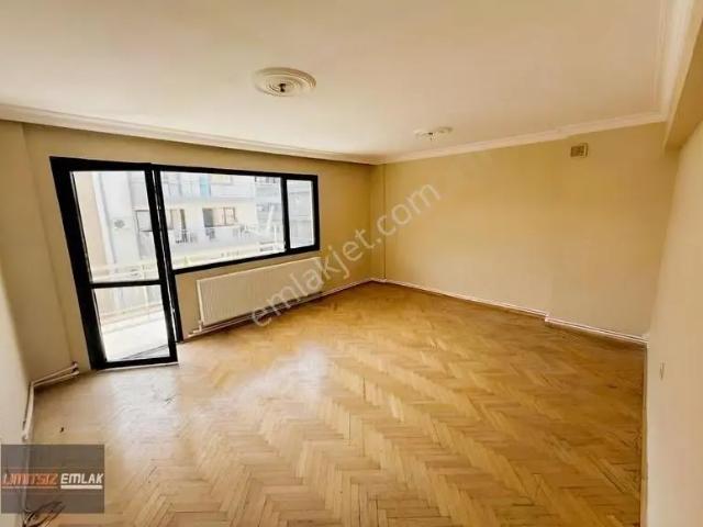 Atakent Mah. 100 Metre 2+1 | Kat 3 | 100 M2 | Satılık