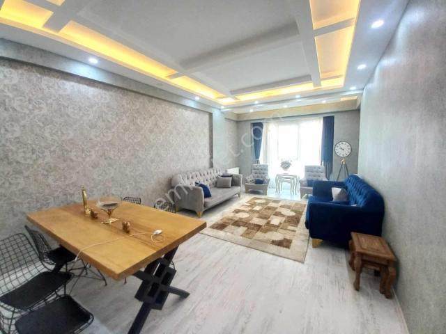 Atakent Mahalesinde Satılık 3+1 Daire
