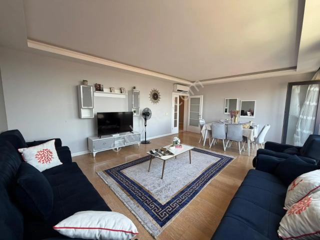 Atakent Bosphorus City Saraybahçe'de 3+1 141 M2 Boş