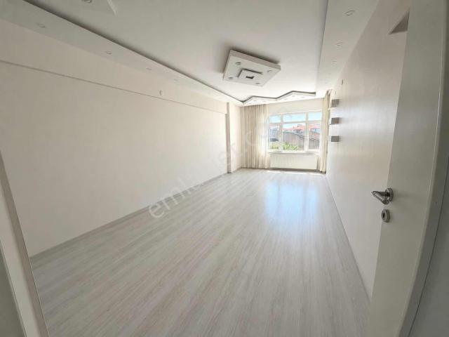 Atakent Kiralık 2.5+1 Daire, Ara Odalı, Merkezi Konum