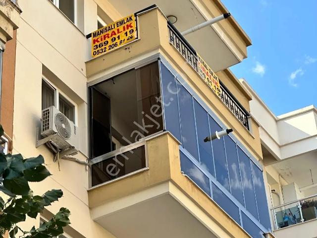 Atakent Tramway Durağı Yakını Boyalı Badanalı Kombili Geniş 2+1