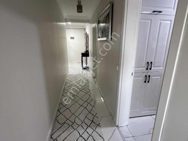 Atakent 3 Etap 3+1 Satılık Daire 135 M2. Tadilatlı