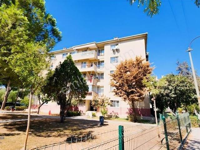 Atakent'te Merkezi Konumda Full Tadilatlı 3+1 Kiralık Daire