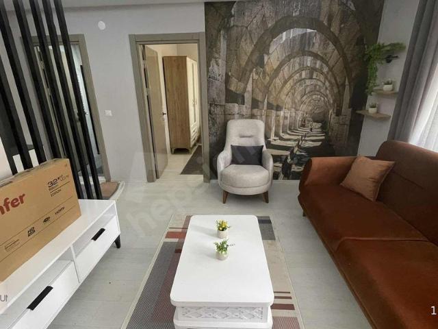 Atakum 19 Mayıs Bulvarı Üstünde Satılık 1+1 Daire