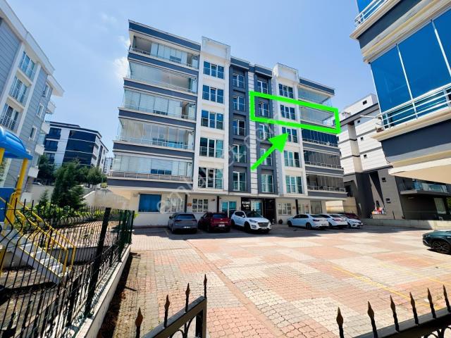 Atakum Cağaloğlunda Site İçinde Balkonlu Ferah Kiralık 3+1 Daire