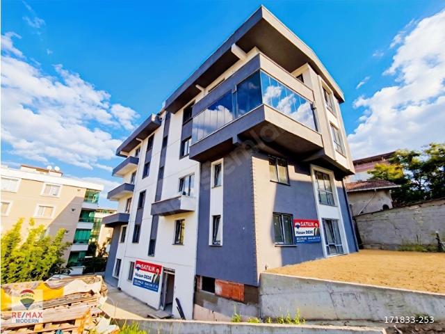 Atakum Bornova Caddesine Yakın Salon Mutfak Ayrı Sıfır 2+1 Daire