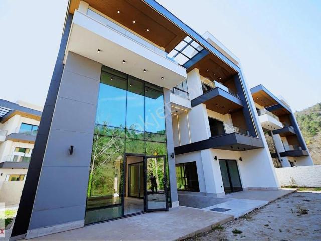 Atakum Baran Life Tabiea Villa Sitesi Dere Cephe Satılık Villa