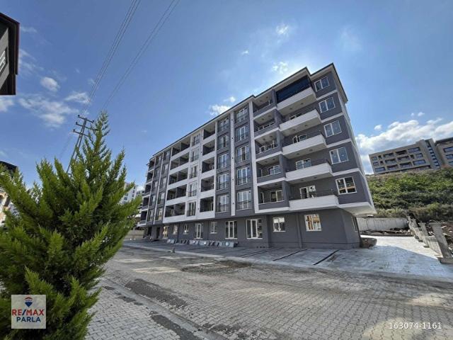Atakum Körfez Yerden Isıtmalı Satılık 1+1 Daire
