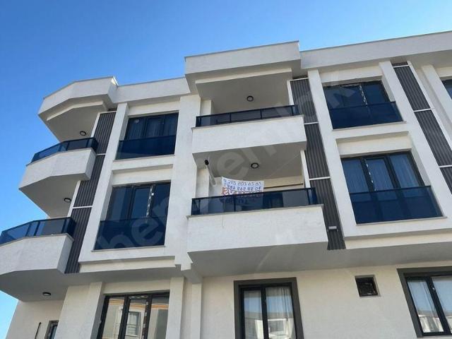 ATAKUM KÖRFEZDE DENİZ MANZARALI, GENİŞ VE FERAH 1+1!