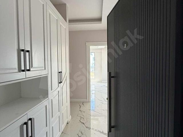 ATAKUM İSTİKLALDE BULVARA CEPHE EBEVYN BANYOLU LÜX 3+1