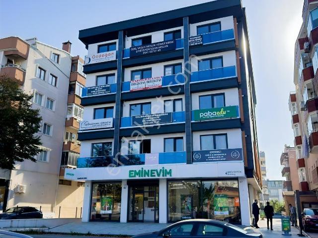 Atakum Mimar Sinan Mahallesinde Satılık 1+1 Ofis