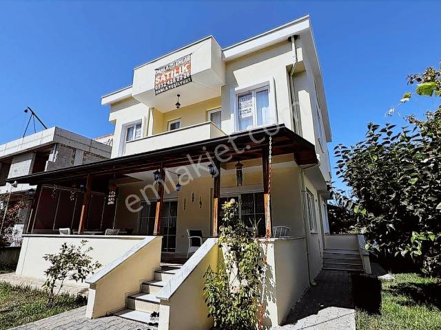Atakum Taflanda Denize 300 Metre 5+1 Müstakil Villa