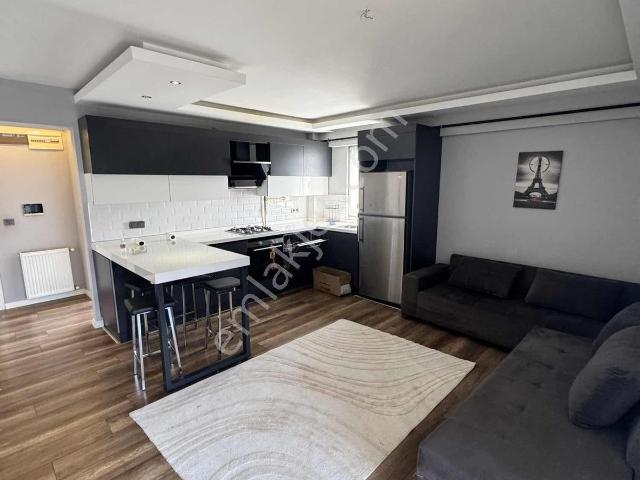 Atakum Yenimahalle Gül Rezidansta Kiralık Full Eşyalı 1+1