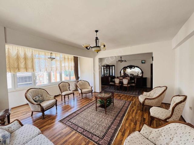 Atakumda 3+1 | 160 M² Net | 2 Banyolu, Balkonlu, | Ferah Daire