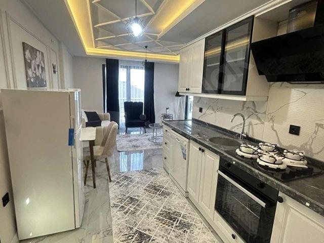 ATAKUMDA TRAMVAYA SAHİLE YAKIN ULTRA LÜKS 1+1 DAİRE