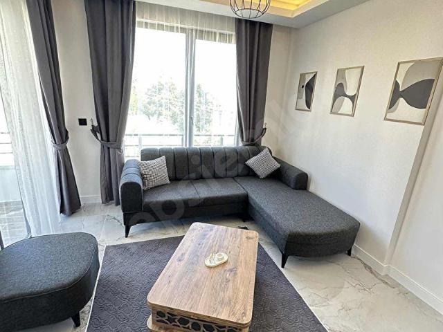 ATAKUMDA ARA KAT TEMİZ LÜKS EŞYALI 1+1 DAİRE