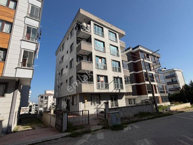 Atakumda Denize Yakın Eşyalı 1+1 Daire