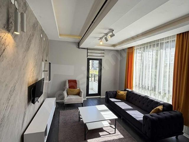 ATAKUMDA EŞYALI BALKONLU KİRALIK 2+1 DAİRE