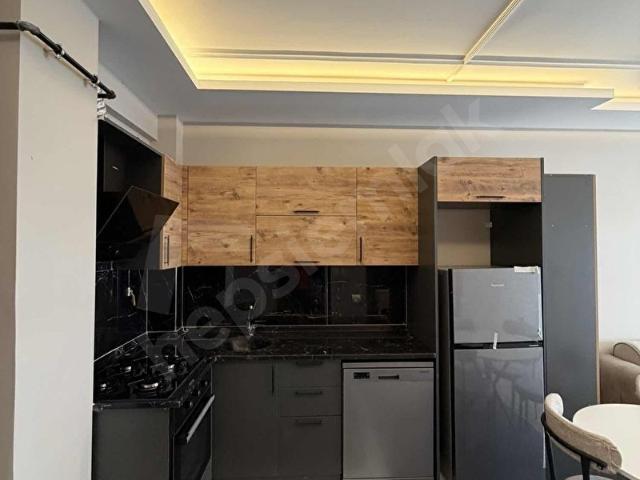 ATAKUMDA HAVUZLU SİTEDE SIFIR EŞYALI KONSEPT 1+1 DAİRE