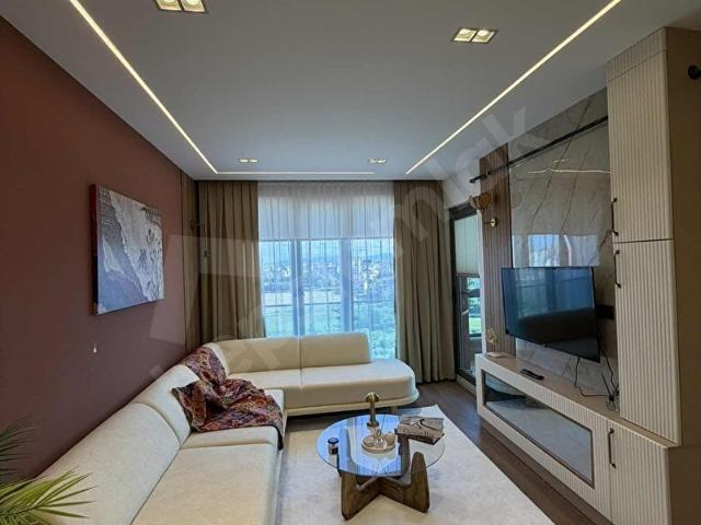 ATAKUMDA LÜKS EŞYALI CAMBALKONLU KONSEPT 1+1 DAİRE